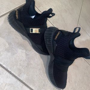 PUMAS! Only worn once!